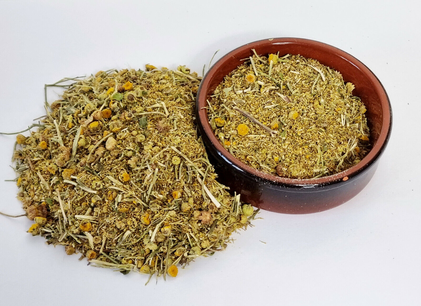 Rainfarnblüten geschnitten